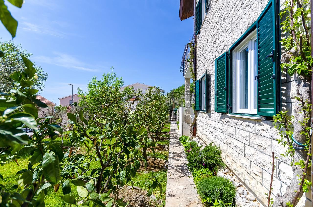 Apartments Mate Trogir Ngoại thất bức ảnh