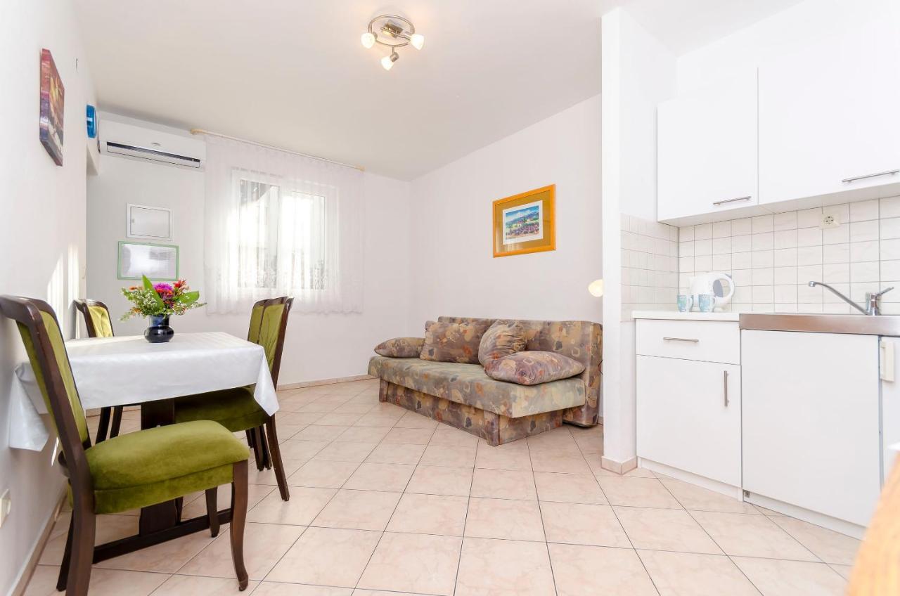 Apartments Mate Trogir Ngoại thất bức ảnh