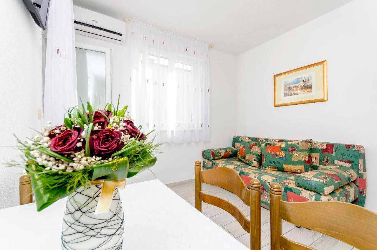 Apartments Mate Trogir Ngoại thất bức ảnh
