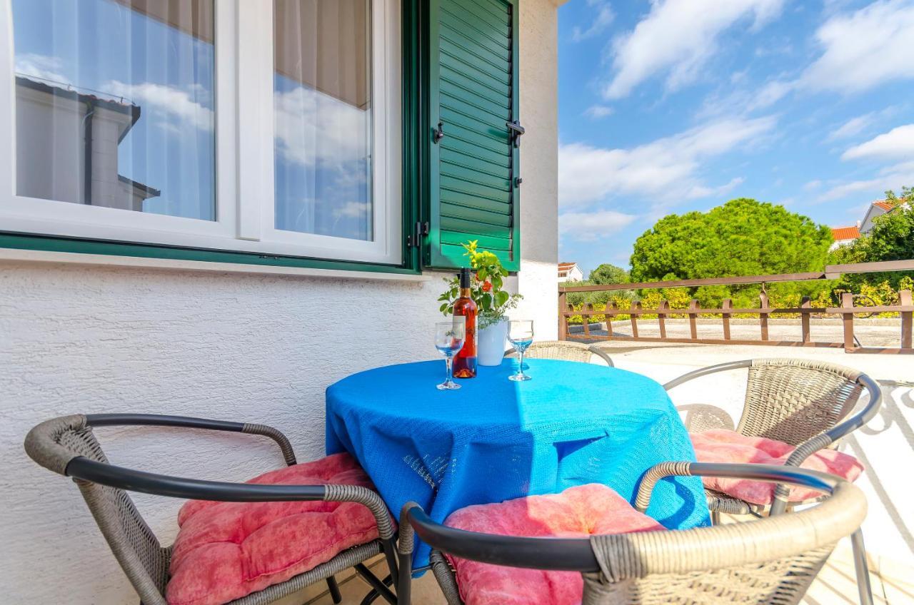 Apartments Mate Trogir Ngoại thất bức ảnh