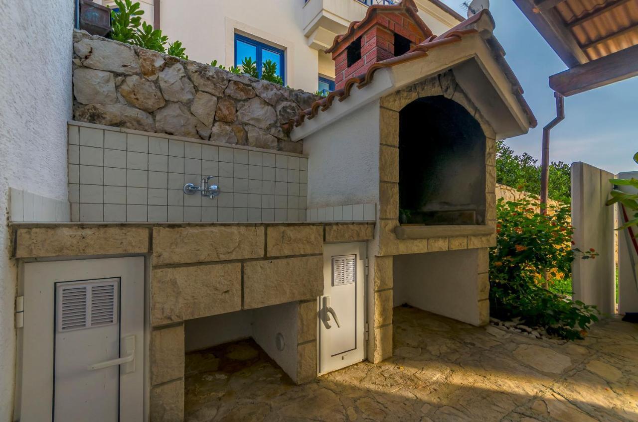Apartments Mate Trogir Ngoại thất bức ảnh