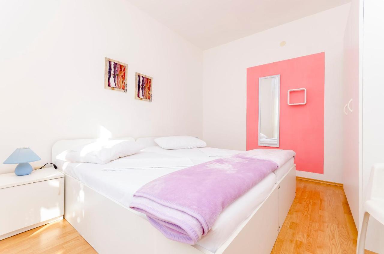 Apartments Mate Trogir Ngoại thất bức ảnh