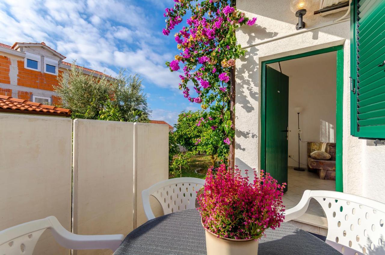 Apartments Mate Trogir Ngoại thất bức ảnh