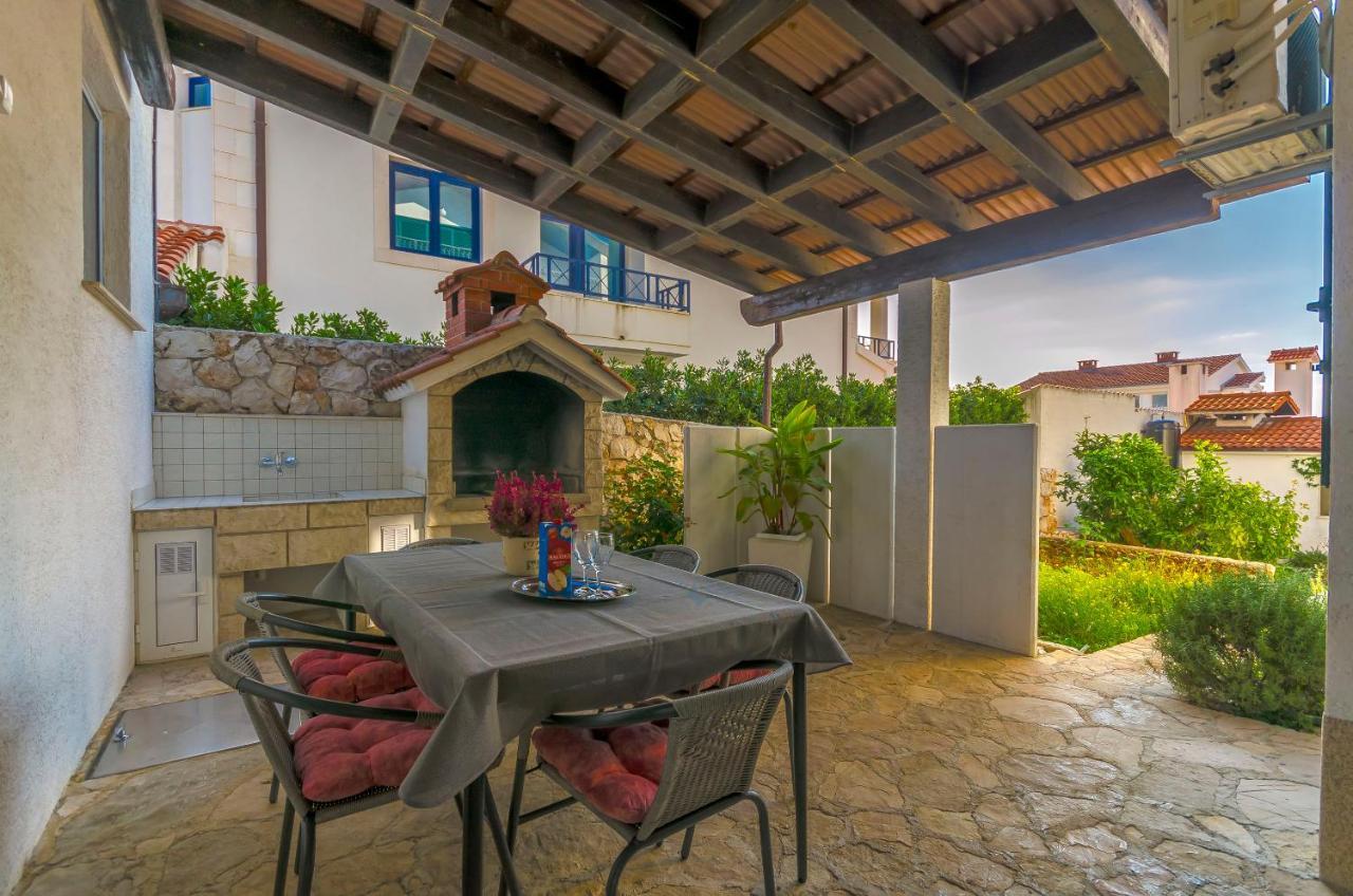 Apartments Mate Trogir Ngoại thất bức ảnh