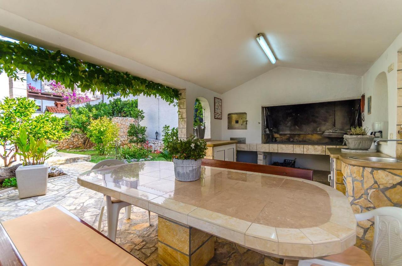 Apartments Mate Trogir Ngoại thất bức ảnh
